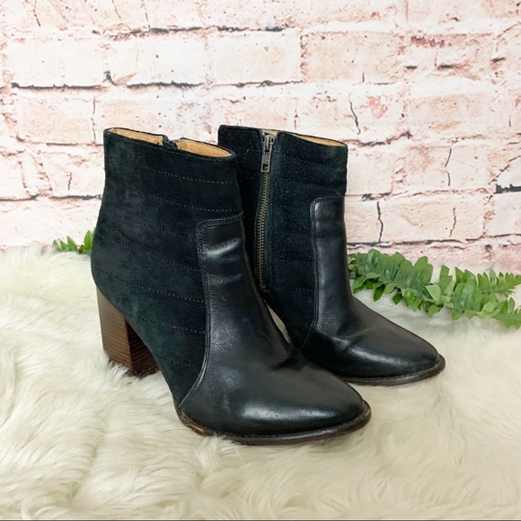 Madewell Lindley Suede Quilted Black Booties Size 8.5 - Picture 3 of 9